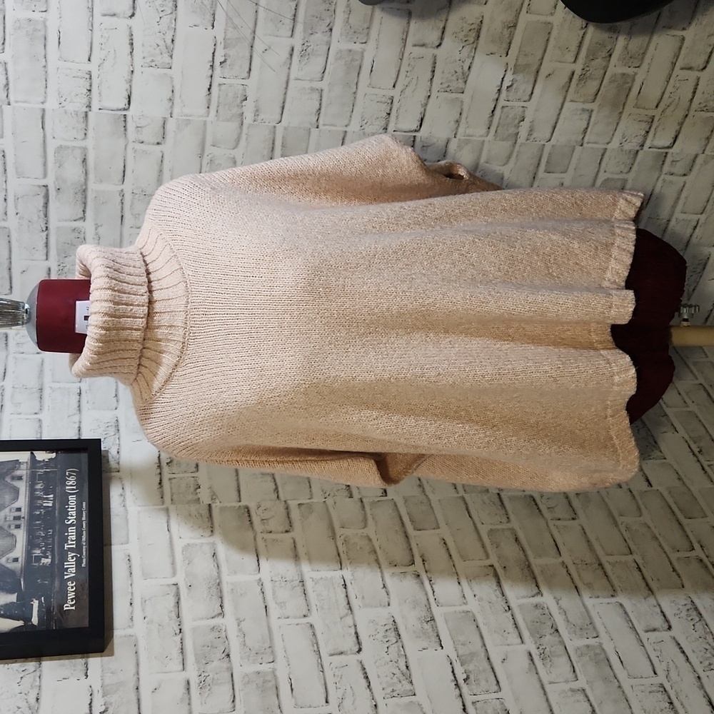 Loft SZ XS/S Turleneck Sweater Throw